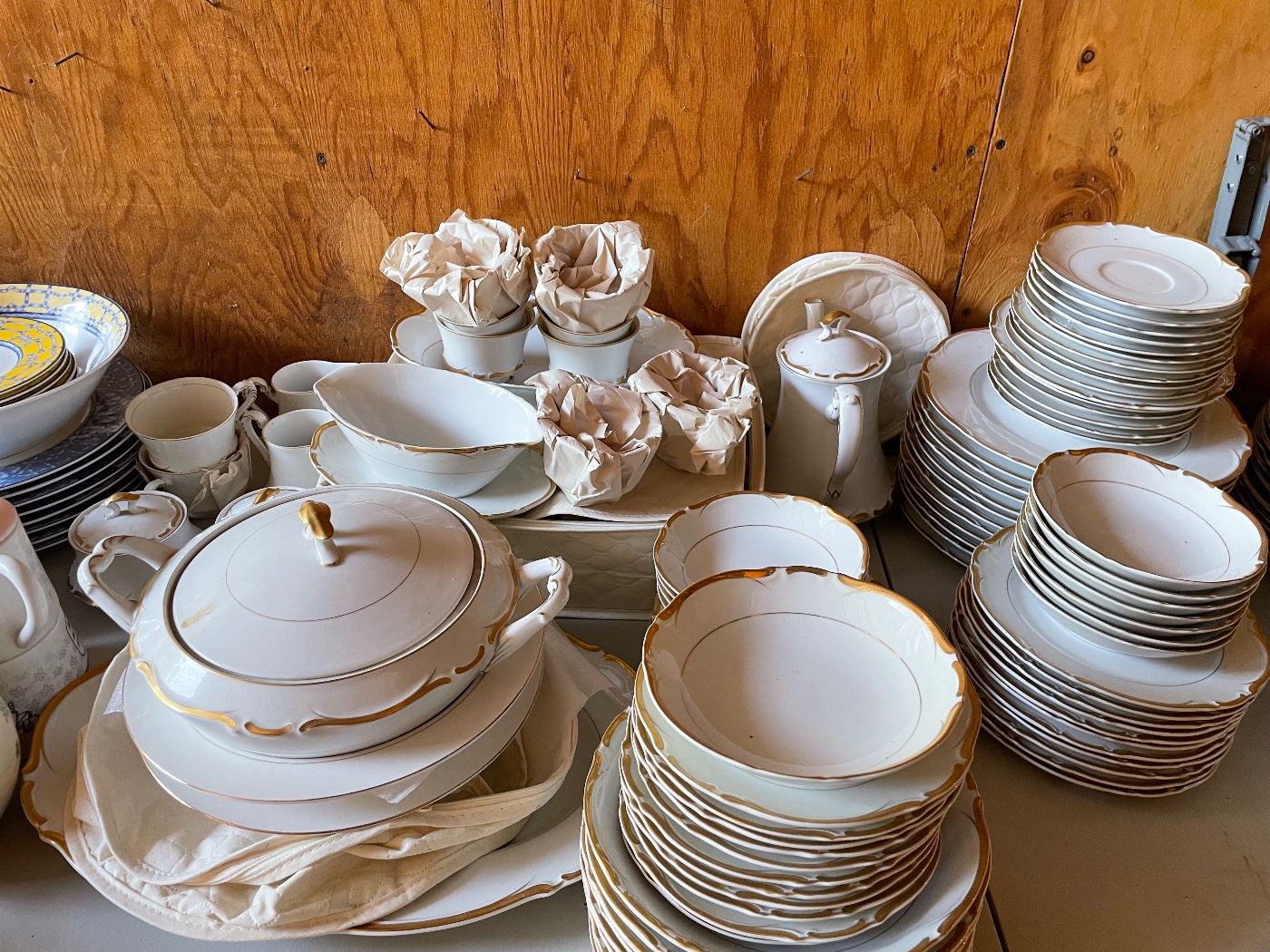 WILDERVILLE AREA ESTATE SALE by Sanger Peak... starts on 8/4/2023