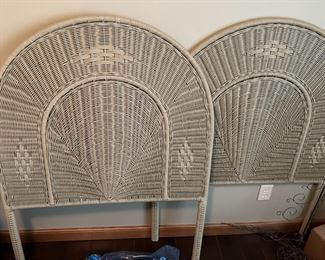 Twin wicker head and foot boards
