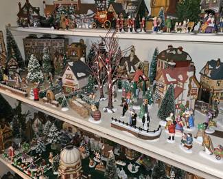 Dept. 56 Dickens village buildings /houses & accessories, most with original boxes. 