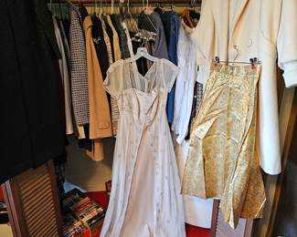 Vintage women's clothing. 
Purses, hats & other accessories.