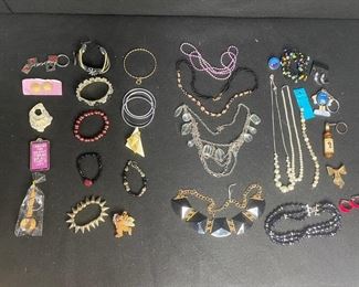 30pc Jewelry Lot Bracelets Earrings Necklaces Pins Keychains Shell Beads Clip Ons