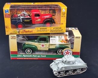 Lot 026-MT: Die-cast Vehicles of the 40s

Features:
•	US Army M4A3 Sherman “Ballero” Diecast
•	NewRay 1946 Dodge Power Wagon with 1947 Indian Chief Motorcycle
•	Texaco 1941 Plymouth Pick-up Truck

