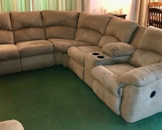 Raymour & Flanigan Sectional with Recliners 