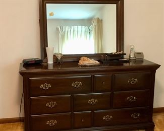 Solid Wood Dresser with Mirror 