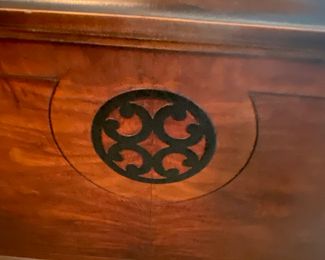 Details of footboard full size bed