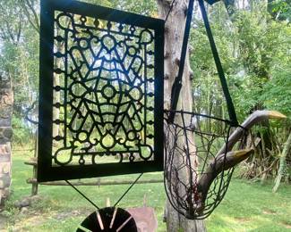 Outdoor eclectic art