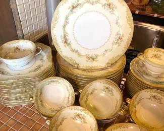 Noritake china Pattern Bolero Service for 12