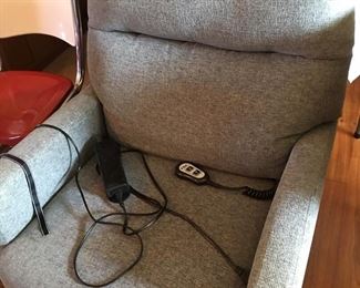 Best Home Furniture Lift Chair