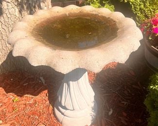 Bird bath