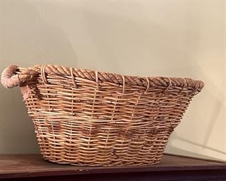 Large gathering basket
