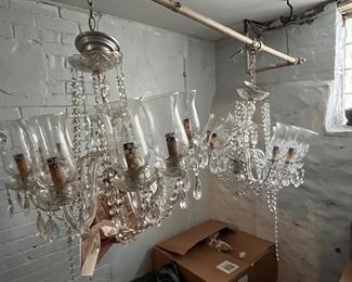 CHANDELIERS