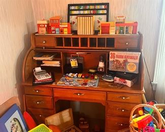 Roll top desk, plus a fun clock
