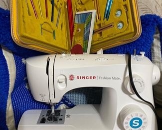 SInger machine 