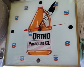 Ortho Paraquat Cl Chevron Clock
