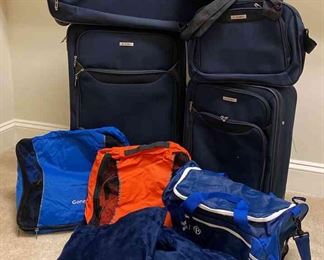 TAG Luggage Set More