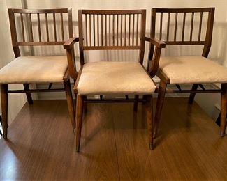 BEAUTIFUL MID-CENTURY BY HOLMAN MANUFACTURING DINING TABLE AND CHAIRS ABSOLUTELY AWESOME. WE HAVE LOTS MORE MID-CENTURY BY HOLMAN.