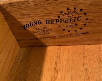 VINTAGE YOUNG REPUBLIC EARLY AMERICAN HARD ROCK MAPLE BEDROOM SET.