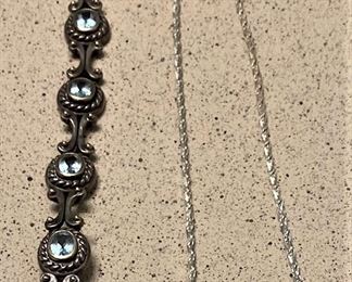 VINTAGE STERLING SILVER & 14K GOLD NECKLACE AND BRACELET SET.