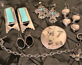 NATIVE AMERICAN STYLE STERLING SILVER JEWELRY.