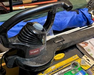 THIS TORO HAS MANY ATTACHMENTS AND WAS IN ITS ORIGINAL BOX AND IS ONE OF THE MOST POWERFUL BLOWERS I HAVE EVER SEEN.