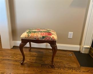 Queen Anne Stool