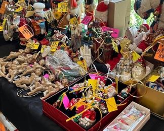 House of Hatten - Nieman Marcus - Inarco - and more uniquely beautiful ornaments