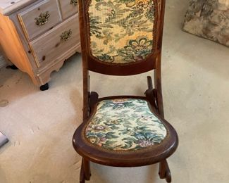 Folding rocking chair 