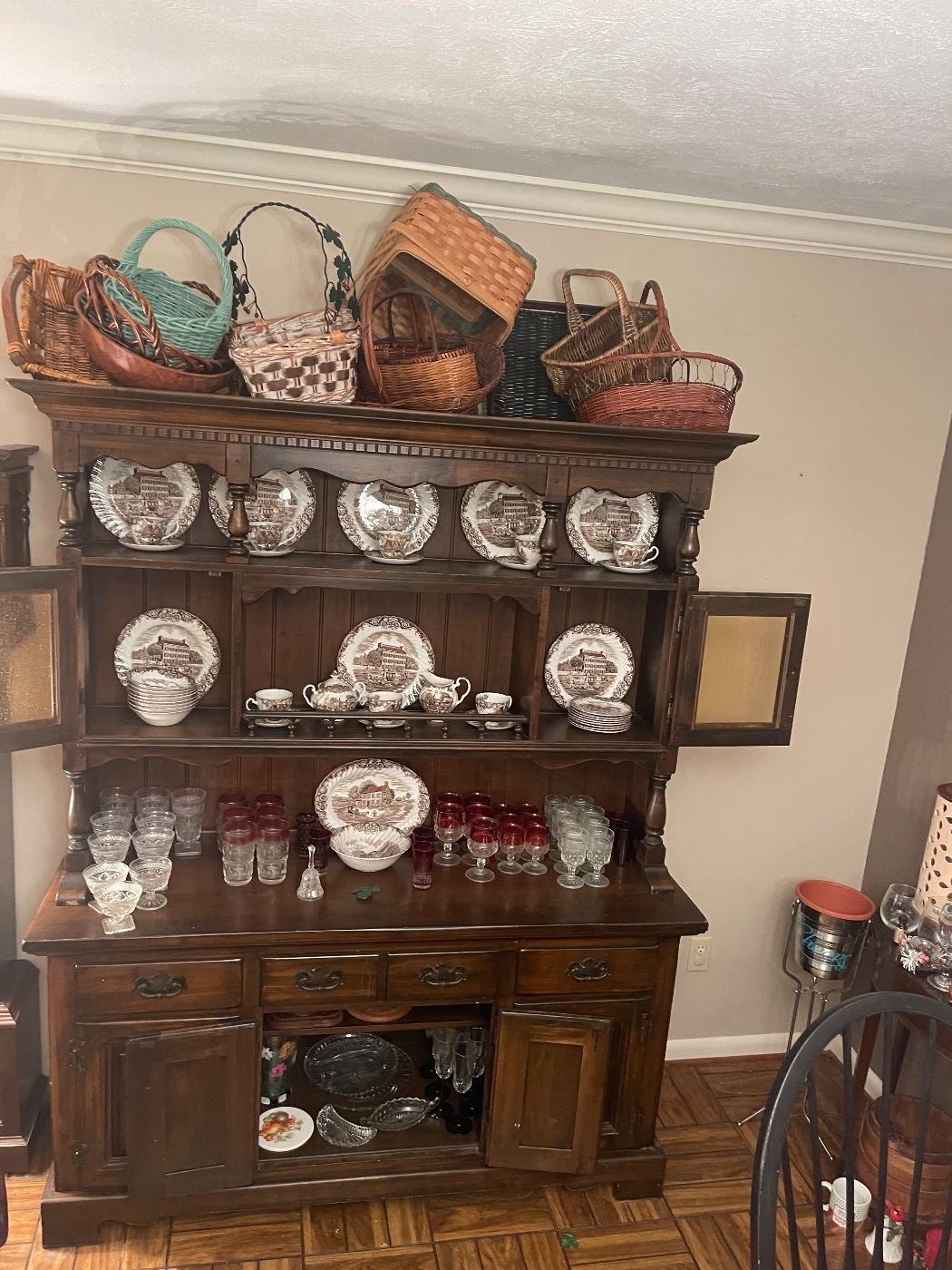 Peter’s Pottery, Antiques, Awesome Decor,... starts on 9/1/2023