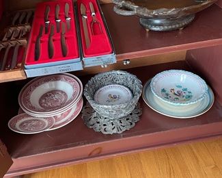 Gerber Steak Knives & Serving Set, China, etc