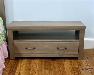NE Kids shelf with drawer