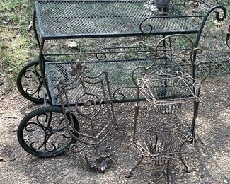 Outdoor Furniture / Decor