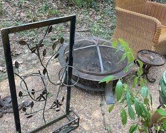 Outdoor Furniture / Decor