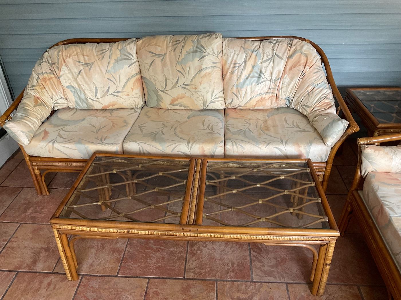 Barbara's Absolut Estate Sale in Kenosha, WI starts on 8/3/2023