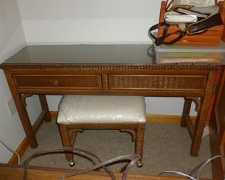 Rattan Table & stool