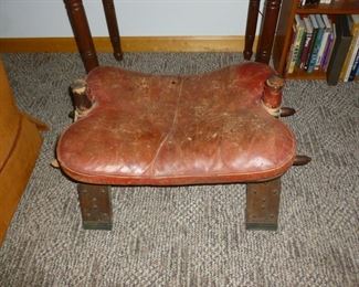 Neat vintage stool/seat