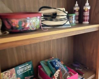 Art supplies 