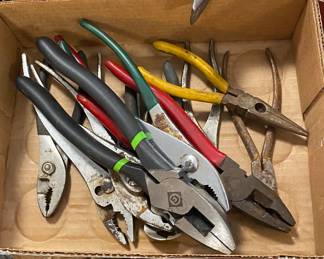 Pliers
