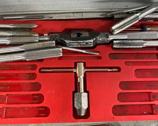 Tap and Die Set