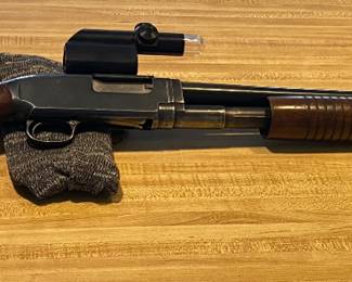 Winchester Model 12 16 Gauge Shotgun with Weaver Qwik-Point (SN 1881937)