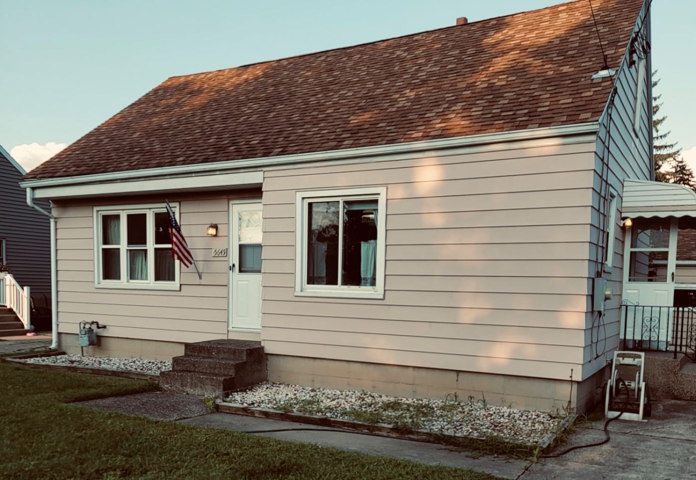 Estate Sale in Lakeview NY ! starts on 8/4/2023