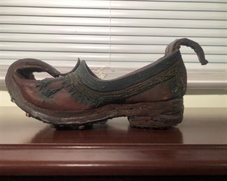 Persian Shoe