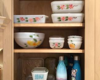 Vintage Casseroles/Bowls