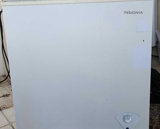 TOI022 - Chest Freezer 5cu Ft.