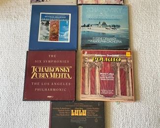 TOI048- Various Vintage Vinyl Records