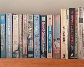 TOI051 Jack The Ripper, Marlborough Sir. Winston Churchill Biography, And Assorted Paperbacks