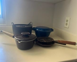 TOI097- Enamel Cast Iron Cookware