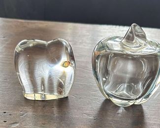 TOI176 - Tiffany And Co. Crystal Paperweights