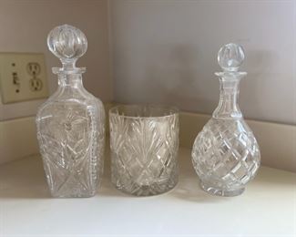 TOI179- Crystal Decanters & Ice Chiller