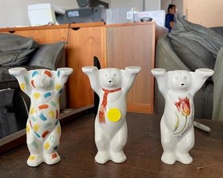TOI209- KPM Berlin Bear Figures