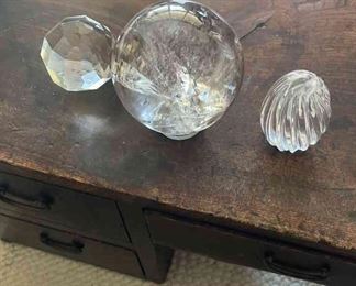 TOI214 Crystal Paper Weights